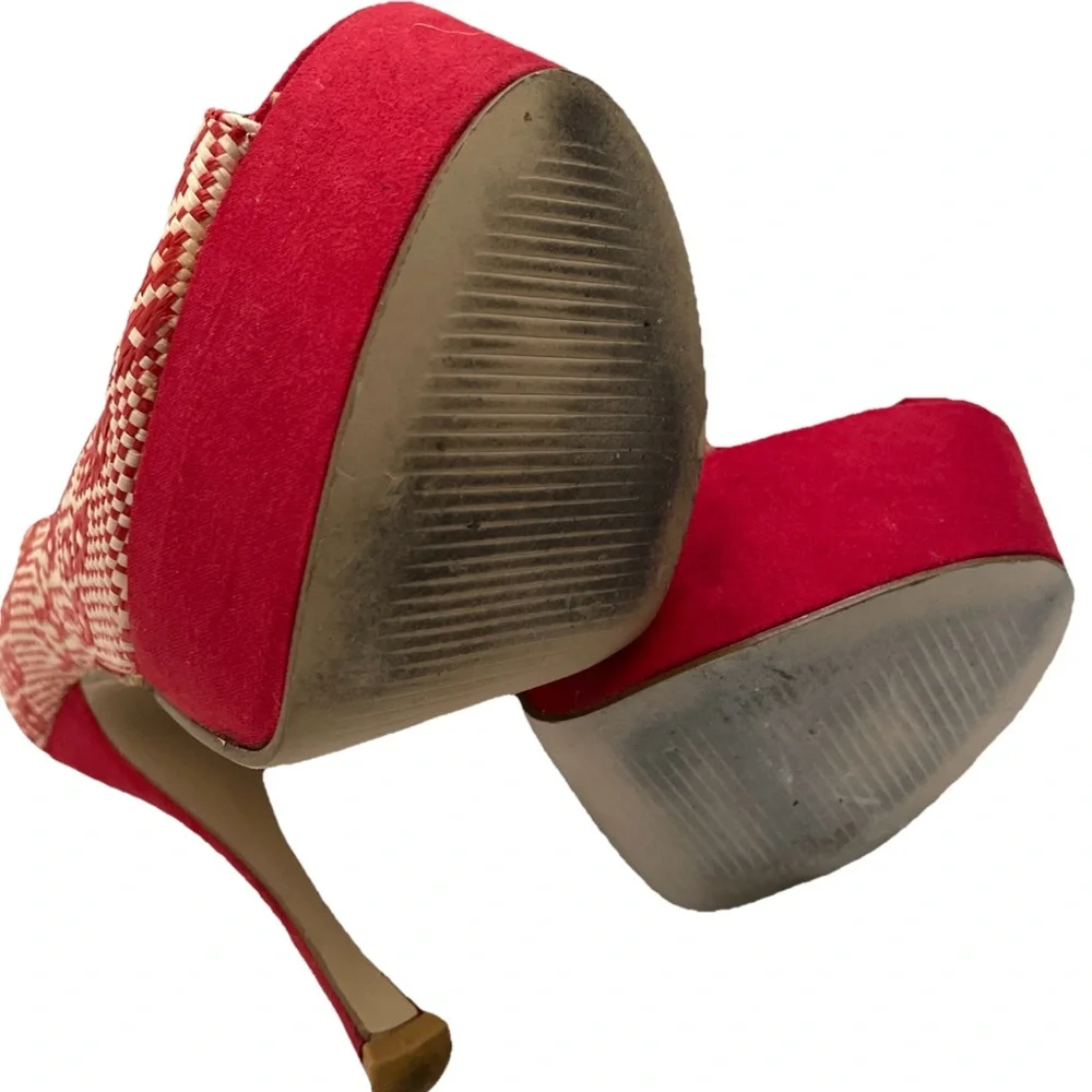 Shoe Dazzle Red and Cream Woven Platform Pumps with High Stiletto